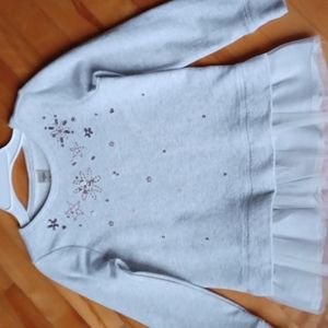 OshKosh snowflakes ❄️ thick shirt size 8